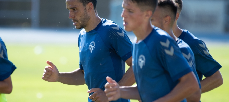 Ramon Folch i Sergi Altimira, els dos migcampistes que tenen contracte | Roger Benet